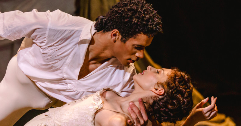 Szene aus RBO Live 2026-27: The Royal Ballet Manon